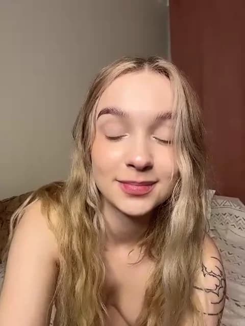 -teenytiny- from Stripchat - Jan 18, 2026 18:33 - 31 min