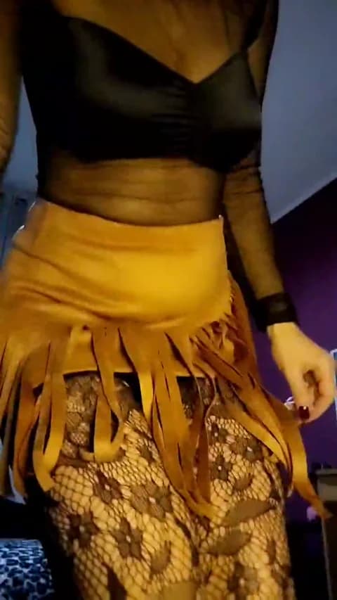 Akemy_room from Cam4 - Jan 14, 2026 20:11 - 84 min