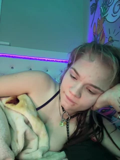 Cutiepiespanks from Stripchat - Mar 6, 2026 06:08 - 35 min