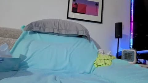 HuGo4K from Cam4 - Jan 18, 2026 24:45 - 94 min