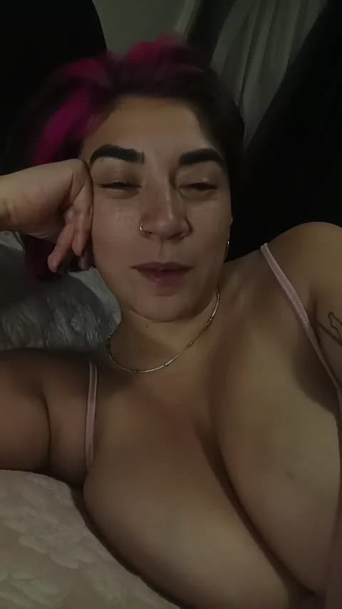 Madamepiaceri from Cam4 - Mar 11, 2026 06:20 - 34 min