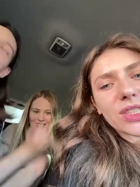 MariiD from Stripchat - Apr 1, 2026 14:31 - 31 min