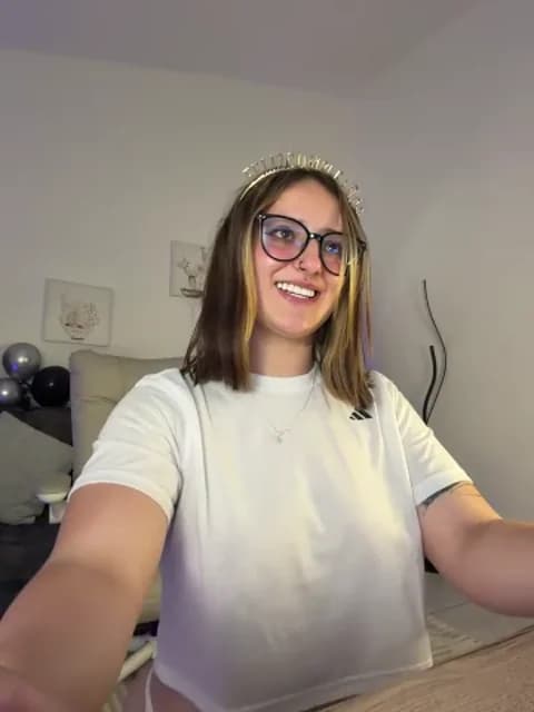 Megan_lu2 from Stripchat - Mar 18, 2026 05:30 - 32 min