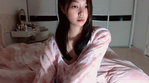 Miu1_girl from Stripchat - Apr 3, 2026 15:08 - 31 min