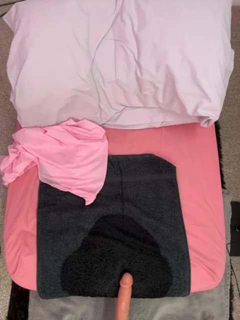 Penny_Bubbles from Stripchat - Apr 3, 2026 08:49 - 45 min