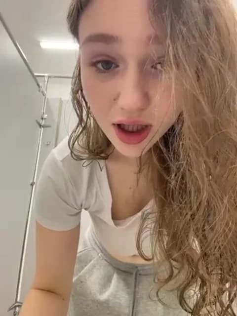 RussianWoman from Stripchat - Mar 25, 2026 05:20 - 31 min