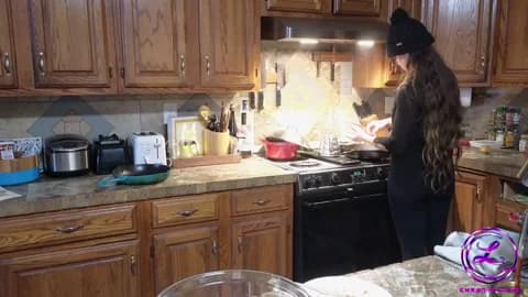 chroniclove from Chaturbate - Jan 15, 2026 19:43 - 120 min