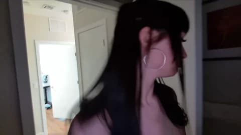 emilyybarely from Chaturbate - Jan 17, 2026 16:03 - 120 min