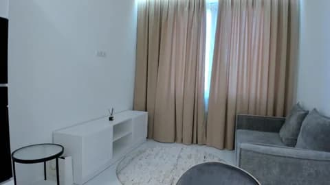 eugeniastalley from Chaturbate - Mar 21, 2026 16:40 - 120 min