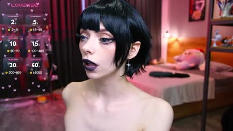 holliwould_ from Chaturbate - Jan 17, 2026 11:15 - 120 min