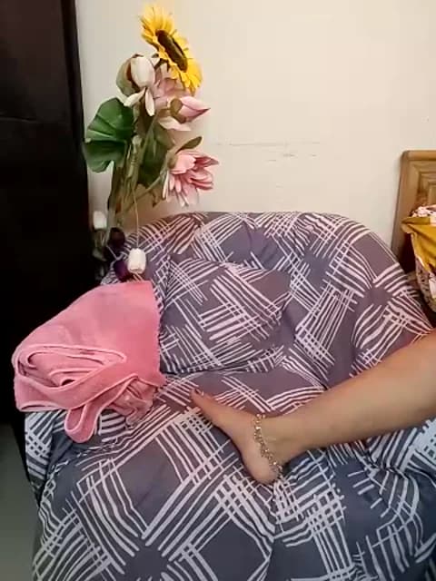 kaamuk_shweta from Stripchat - Mar 19, 2026 09:52 - 37 min