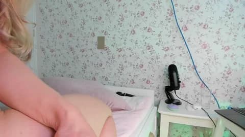 kitty__sophie from Chaturbate - Jan 21, 2026 24:07 - 41 min