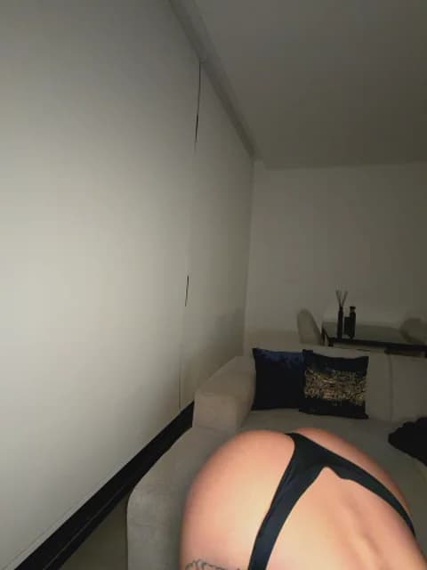 krissiswrld- from Stripchat - Jan 14, 2026 23:06 - 55 min