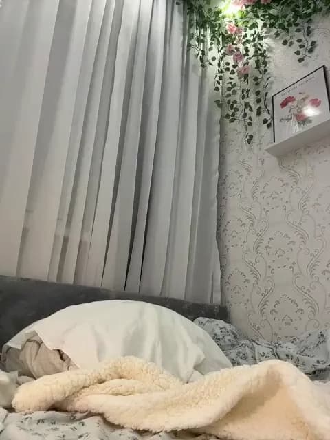 l1ttle-puppy from BongaCams - Jan 26, 2026 23:32 - 45 min