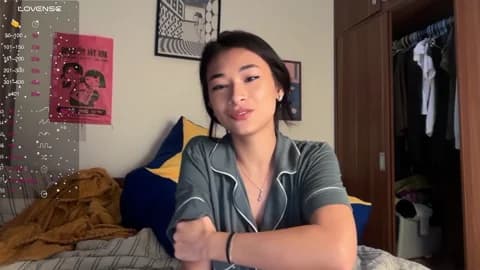 vietwhhore from Chaturbate - Jan 16, 2026 06:39 - 85 min